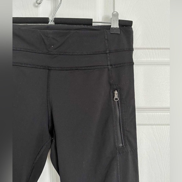 Lululemon Inspire Black Leggings - Picture 2 of 5
